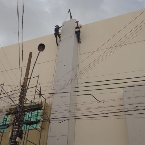 d20fb4a3-db80-4fab-b85c-6ca5d6bf32ba